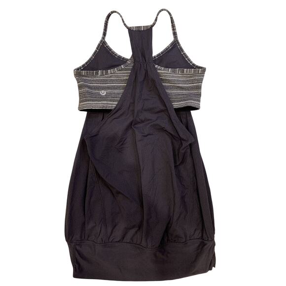 Lululemon Gray Racerback Tank Top with built in sports bra size 4 - EUC - Picture 2 of 7